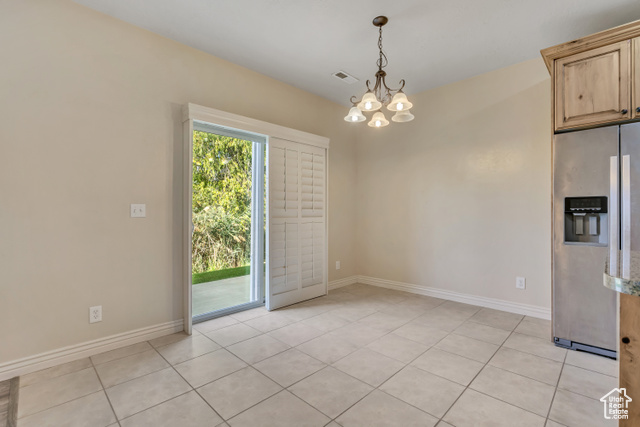 Photo 9 for MLS #2117945 at 868 S Fox Trail Ln