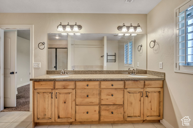 Photo 13 for MLS #2117945 at 868 S Fox Trail Ln