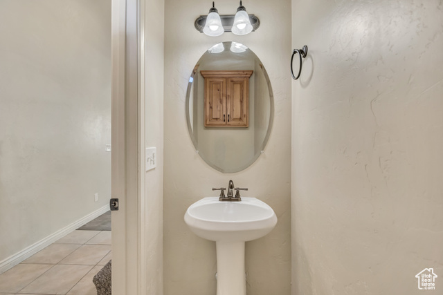 Photo 10 for MLS #2117945 at 868 S Fox Trail Ln
