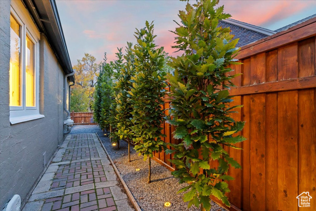 Photo 36 for MLS #2117946 at 980 S Diestel Rd