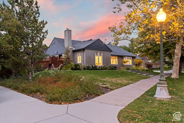 Photo 3 for MLS #2117946 at 980 S Diestel Rd