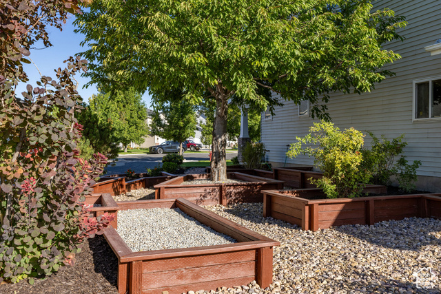 Photo 44 for MLS #2117947 at 1390 W Henry&