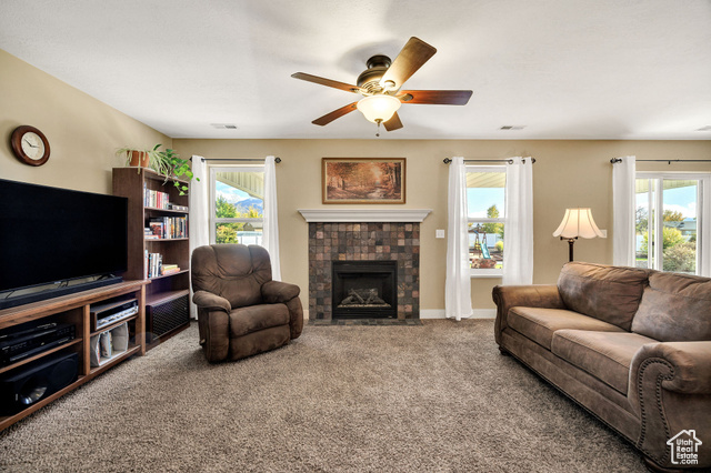 Photo 17 for MLS #2117947 at 1390 W Henry&