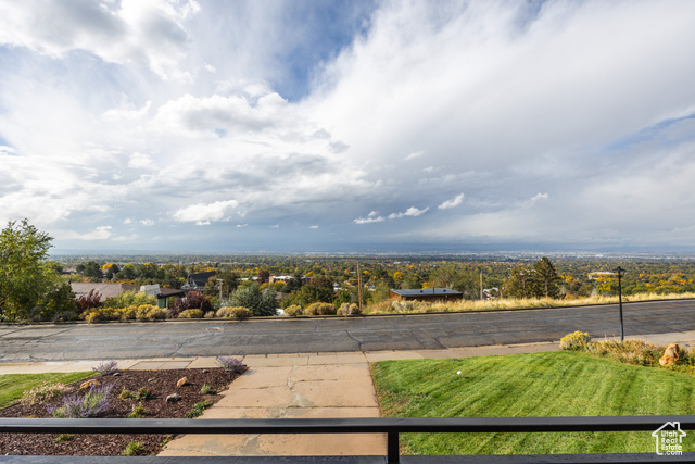 Photo 32 for MLS #2117948 at 2005 S Scenic Dr