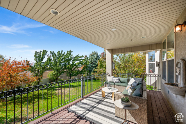 Photo 35 for MLS #2117953 at 1974 E Quartzridge Dr