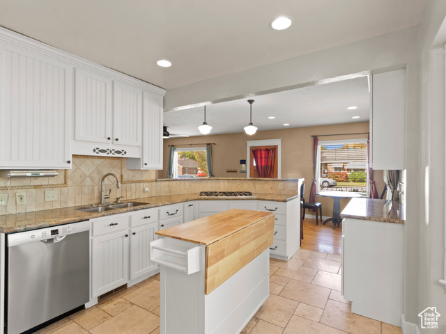 Photo 4 for MLS #2117960 at 1056 E Elgin Ave