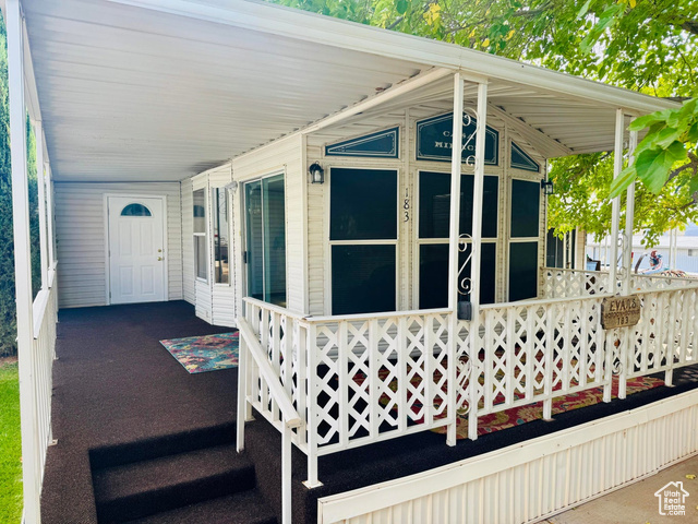 Photo 3 for MLS #2117961 at 1150 W Red Hills Pkwy #183