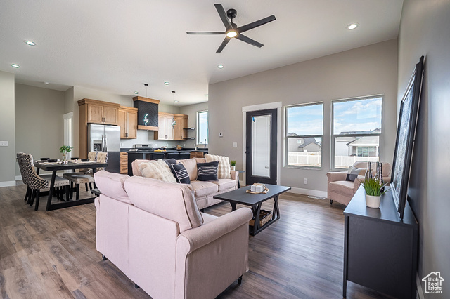 Photo 8 for MLS #2117974 at 565 E Otto Ln #421
