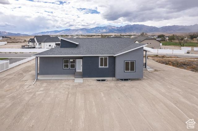 Photo 106 for MLS #2117974 at 565 E Otto Ln #421