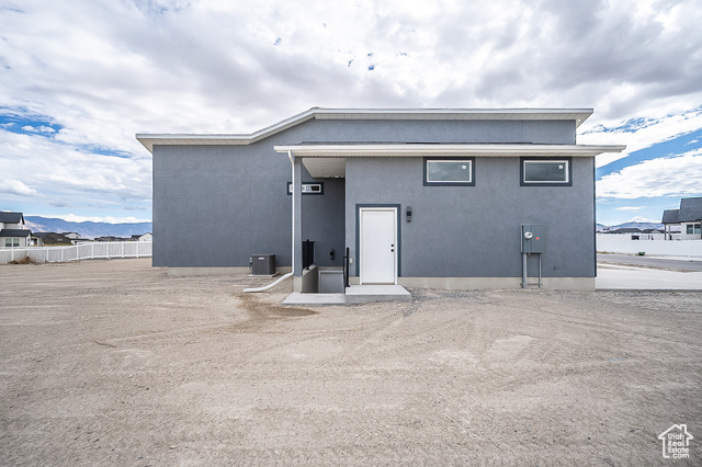 Photo 92 for MLS #2117974 at 565 E Otto Ln #421