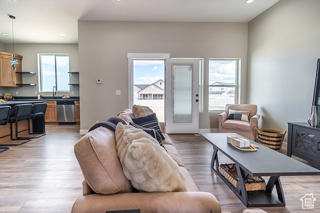Photo 33 for MLS #2117974 at 565 E Otto Ln #421