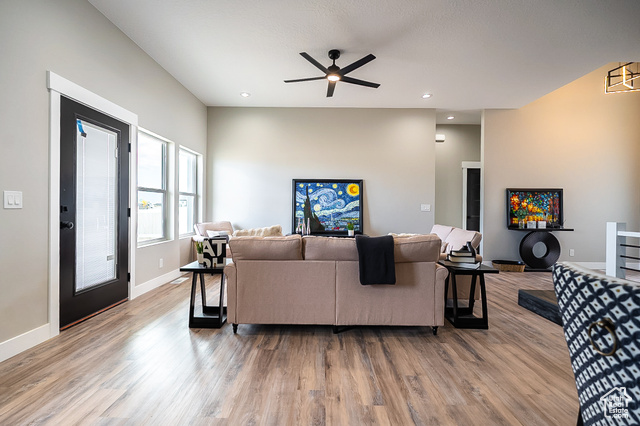 Photo 13 for MLS #2117974 at 565 E Otto Ln #421