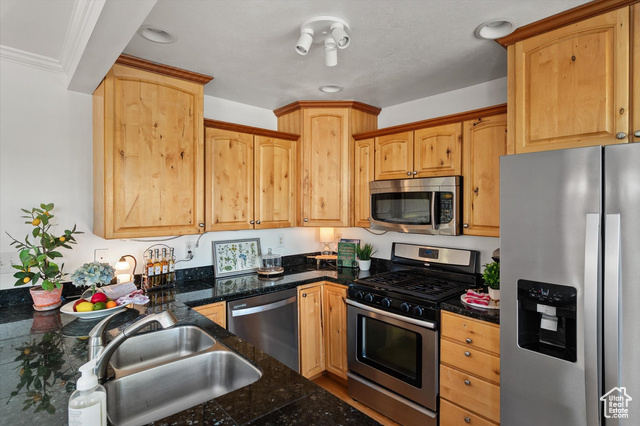 Photo 10 for MLS #2117980 at 1974 S Laurelhurst Dr