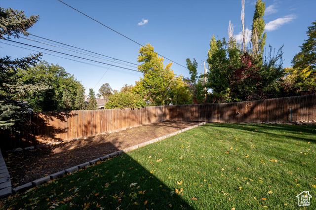 Photo 37 for MLS #2117980 at 1974 S Laurelhurst Dr