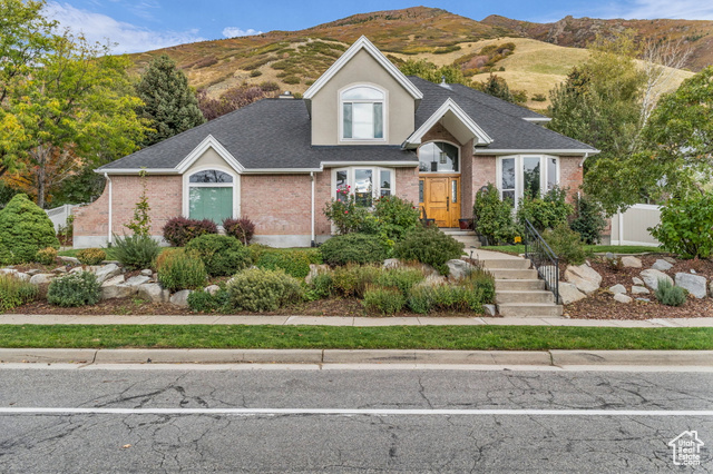 Photo 2 for MLS #2117981 at 8027 S Top Of The World Dr