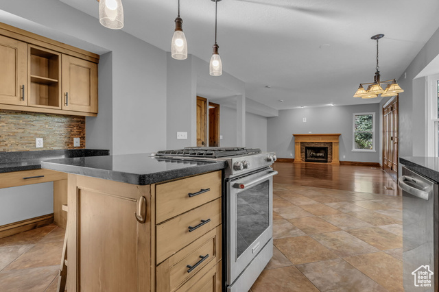 Photo 17 for MLS #2117981 at 8027 S Top Of The World Dr