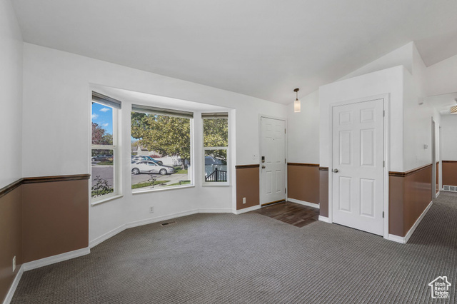 Photo 12 for MLS #2117991 at 24 W Malstrom Ct