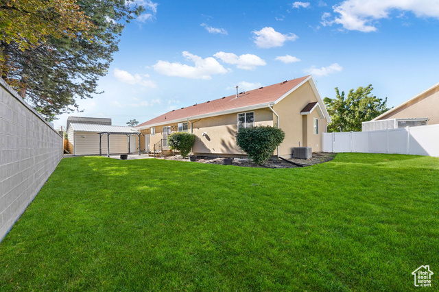 Photo 3 for MLS #2117991 at 24 W Malstrom Ct