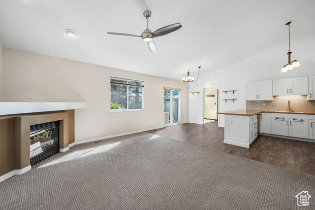 Photo 8 for MLS #2117991 at 24 W Malstrom Ct