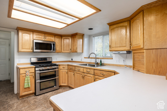 Photo 9 - 430 Country Club Dr, Tooele UT 84074