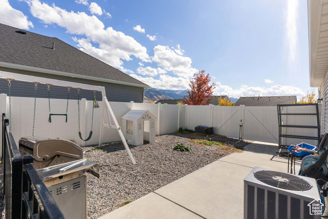 Photo 33 for MLS #2117996 at 261 W 500 South