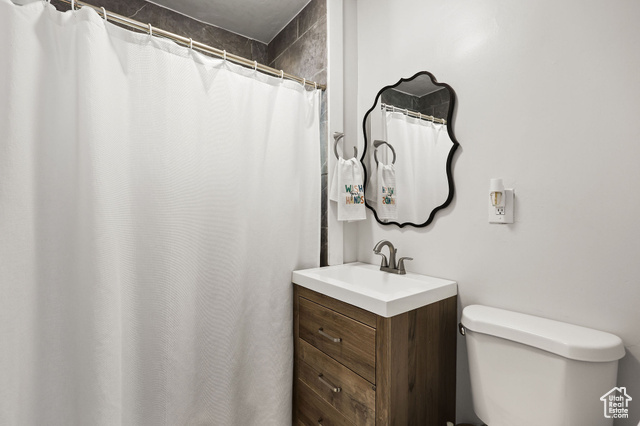 Photo 8 for MLS #2117997 at 3555 N Adams Ave