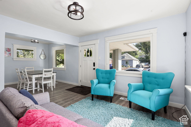 Photo 3 for MLS #2117997 at 3555 N Adams Ave