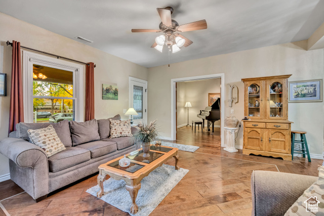 Photo 6 for MLS #2117999 at 717 S 800 East