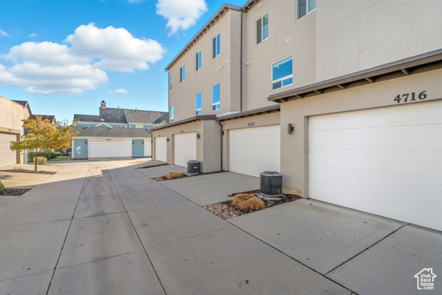 Photo 31 for MLS #2118007 at 4712 W South Jordan Pkwy