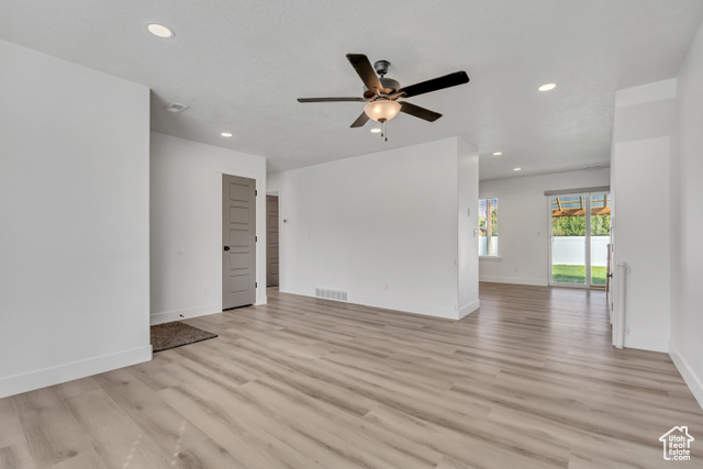 Photo 4 for MLS #2118008 at 911 S Chappel Loop