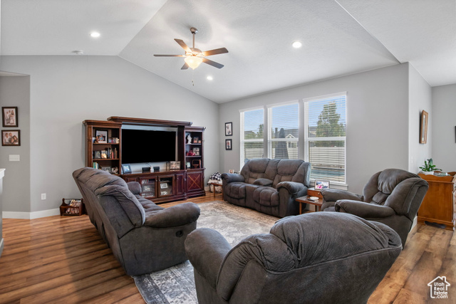 Photo 9 for MLS #2118011 at 924 W 1390 South