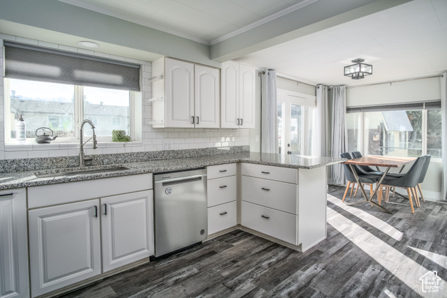 Photo 9 for MLS #2118019 at 557 S Angel St