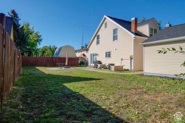 Photo 24 for MLS #2118019 at 557 S Angel St
