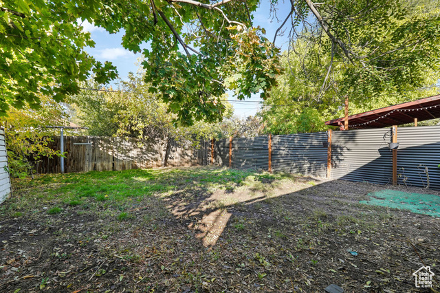 Photo 7 for MLS #2118025 at 753 E Browning Ave
