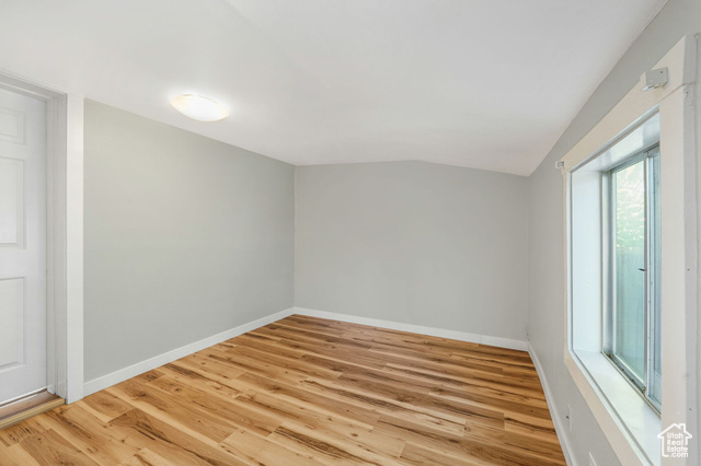 Photo 17 for MLS #2118025 at 753 E Browning Ave
