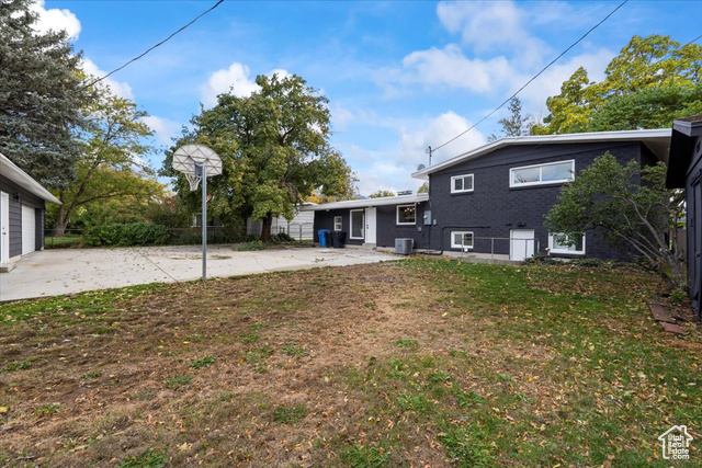Photo 40 for MLS #2118036 at 1269 E Woodstock Ave