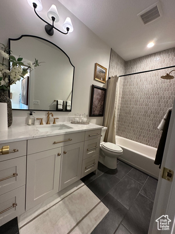 Photo 9 for MLS #2118039 at 2664 S 2439 West #104