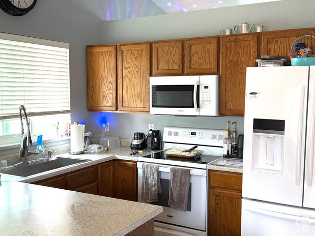 Photo 9 for MLS #2118046 at 2830 S Ensign Park Dr