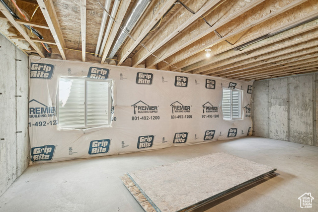 Photo 20 for MLS #2118048 at 1176 N 620 West #221