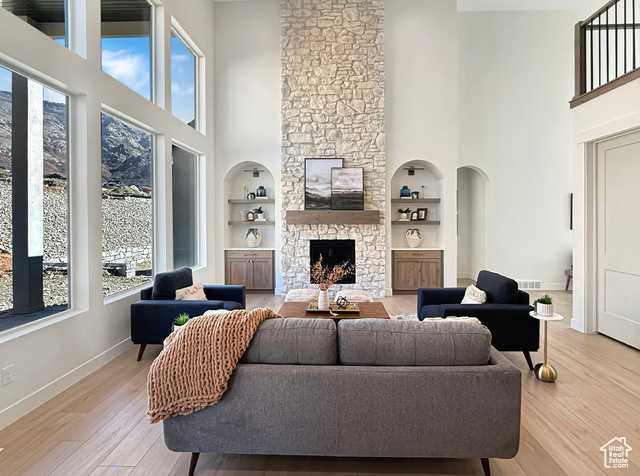 Photo 6 for MLS #2118059 at 602 E Mountain Rd #180