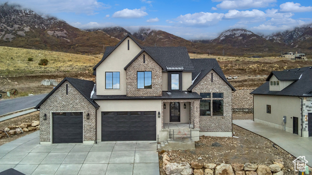 602 E MOUNTAIN RD #180