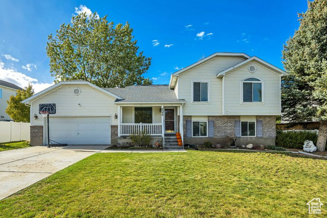 4346 S LONG VALLEY DR, West Valley City UT 84128