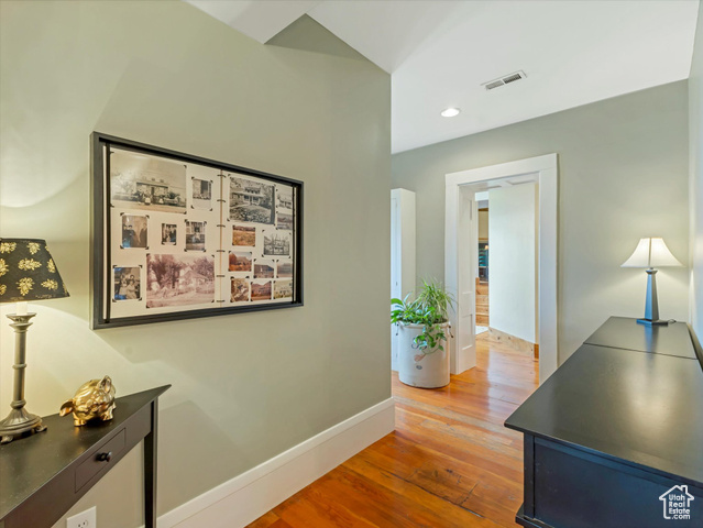 Photo 18 for MLS #2118065 at 252 N 400 East
