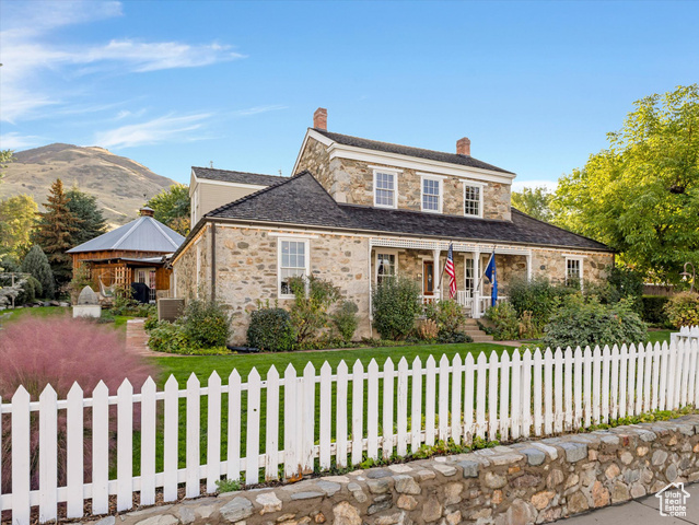 Photo 101 for MLS #2118065 at 252 N 400 East