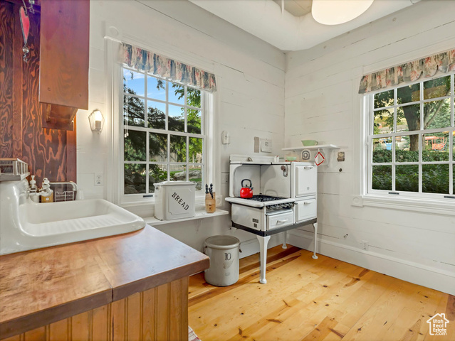 Photo 79 for MLS #2118065 at 252 N 400 East