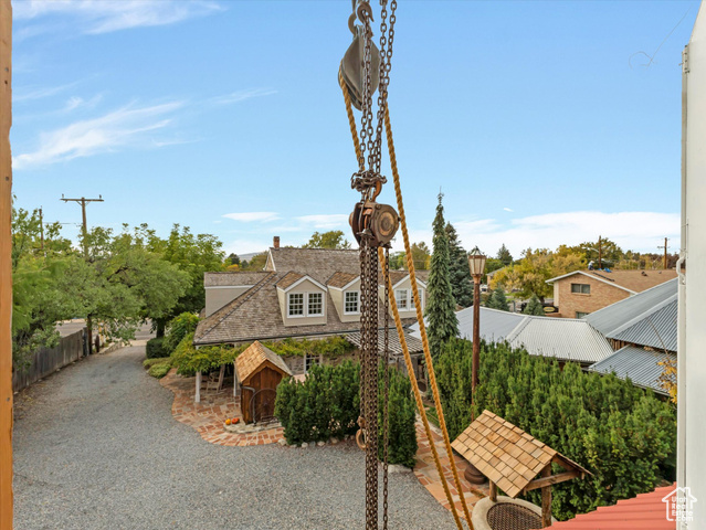 Photo 97 for MLS #2118065 at 252 N 400 East