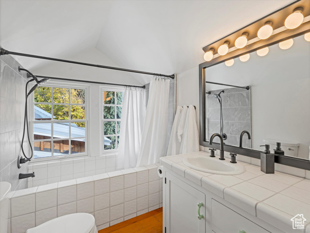Photo 52 for MLS #2118065 at 252 N 400 East
