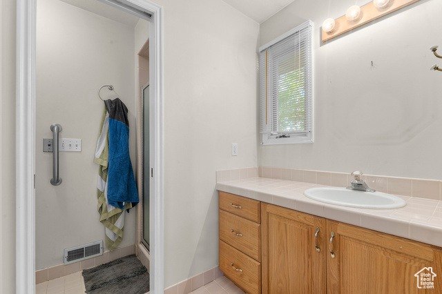 Photo 14 for MLS #2118069 at 9776 S Amberwood Cir