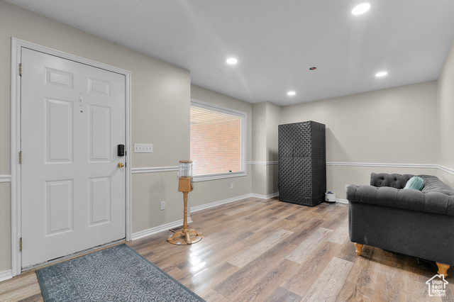 Photo 4 for MLS #2118069 at 9776 S Amberwood Cir