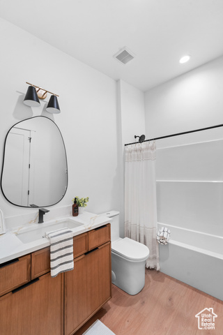 Photo 24 for MLS #2118073 at 830 E Grand Cayman Dr